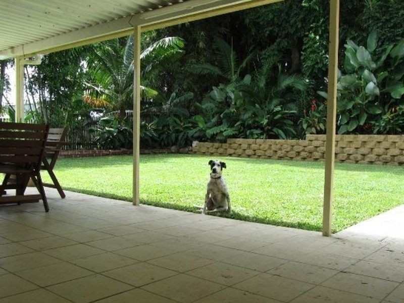 13 Hillcrest Street, Eimeo QLD 4740
