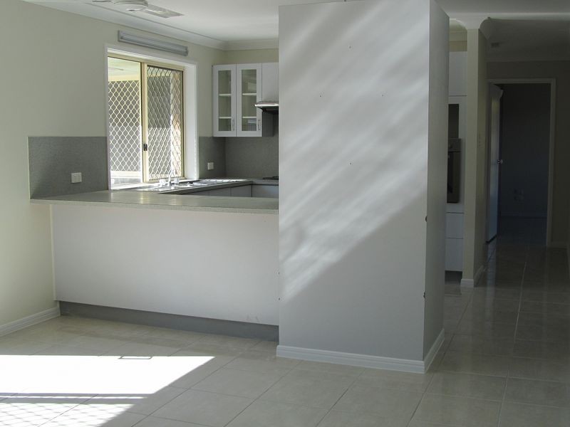 11 Elizabeth Drive, Bucasia QLD 4750