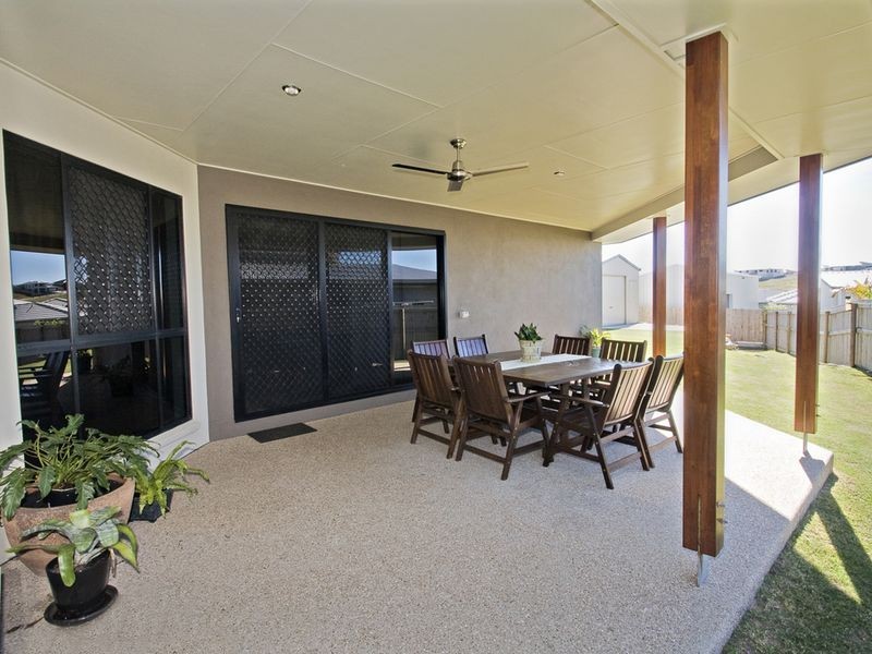 41 Hinze Circuit, Rural View QLD 4740