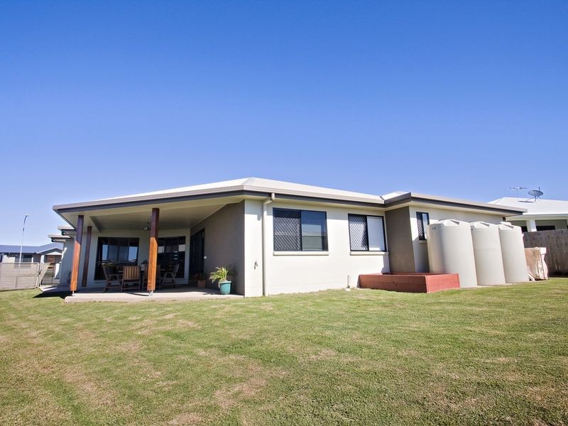 41 Hinze Circuit, Rural View QLD 4740