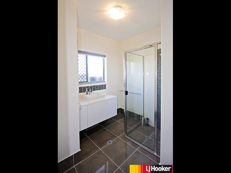 11 Pacific Drive, Blacks Beach QLD 4740