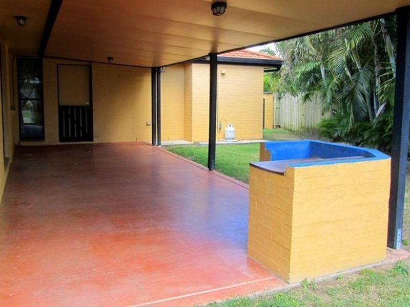 16 Nautilus Parade, Bucasia QLD 4750