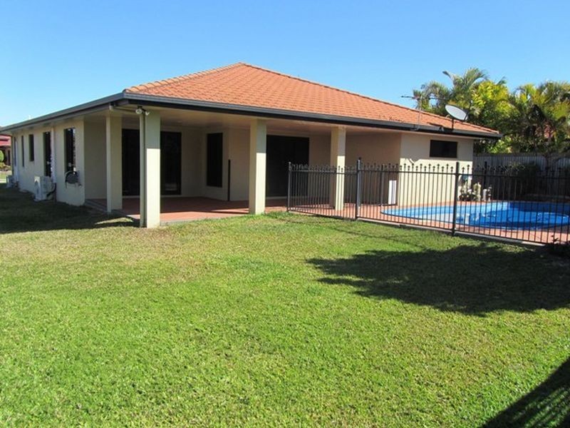 12 Romaine Court, Glenella QLD 4740
