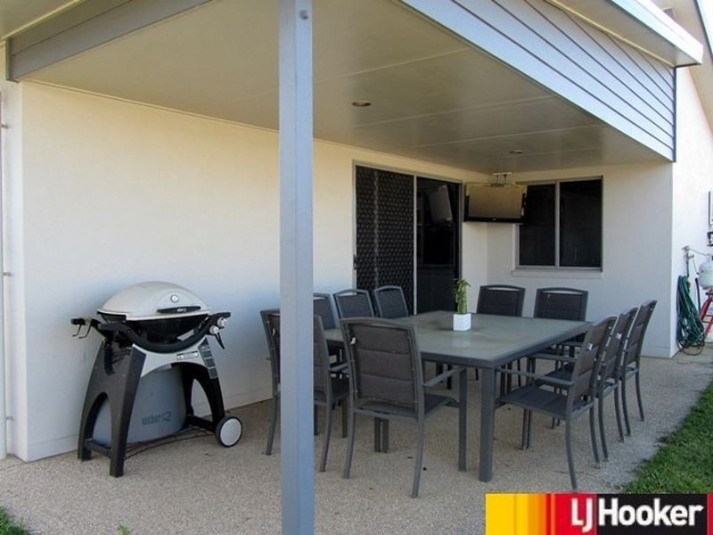 10 Crestview Crescent, Bucasia QLD 4750