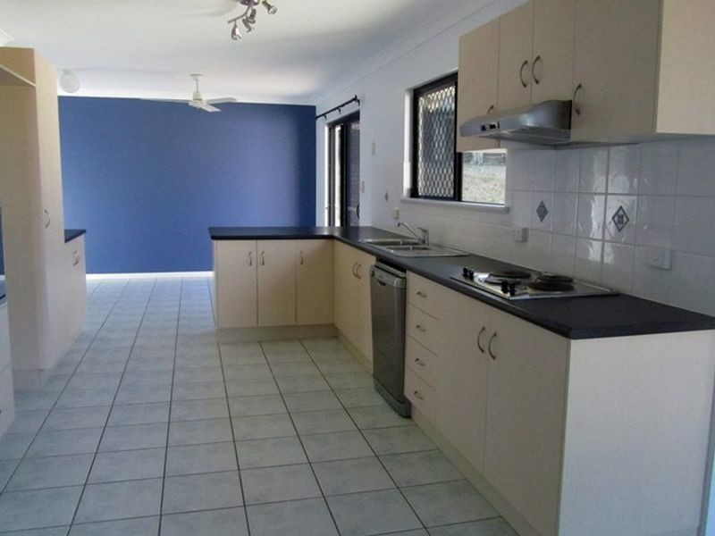 13 Alexander Street, Rural View QLD 4740