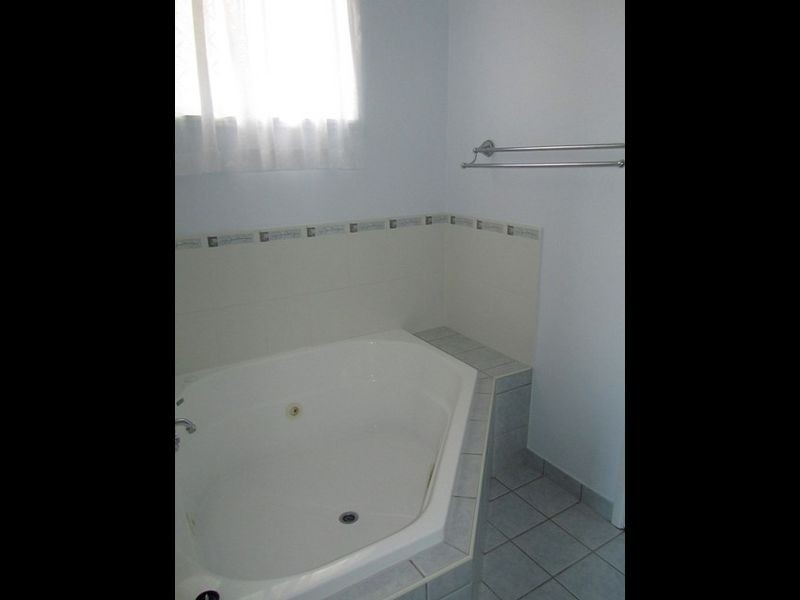 13 Alexander Street, Rural View QLD 4740