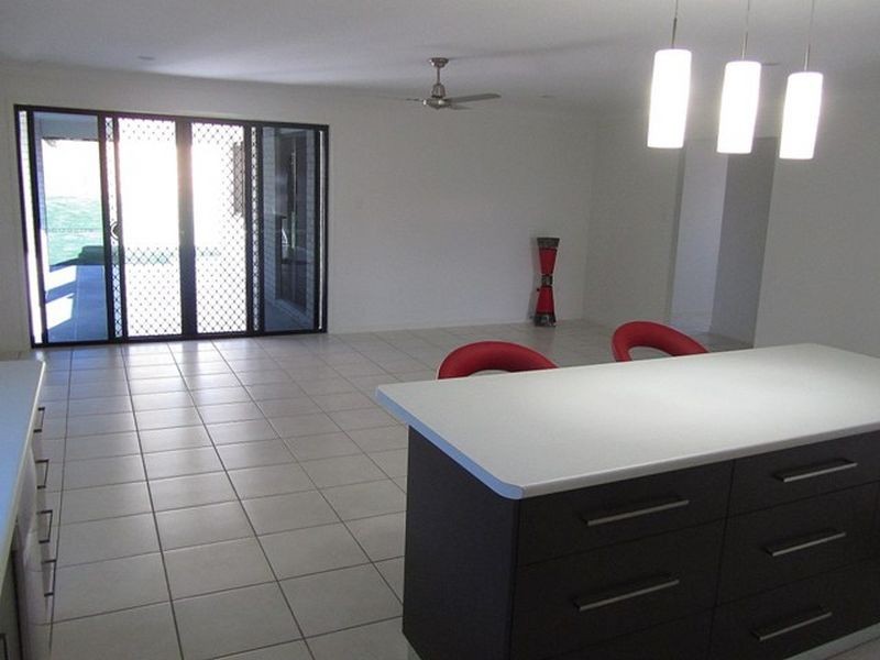 30 Schooner Avenue, Bucasia QLD 4750