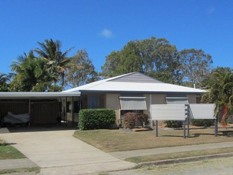 32 Shoal Point Road, Bucasia QLD 4750