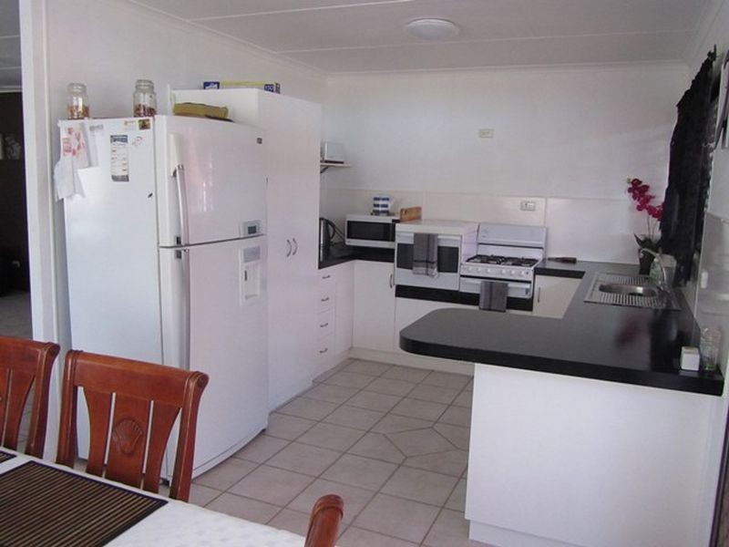 32 Shoal Point Road, Bucasia QLD 4750