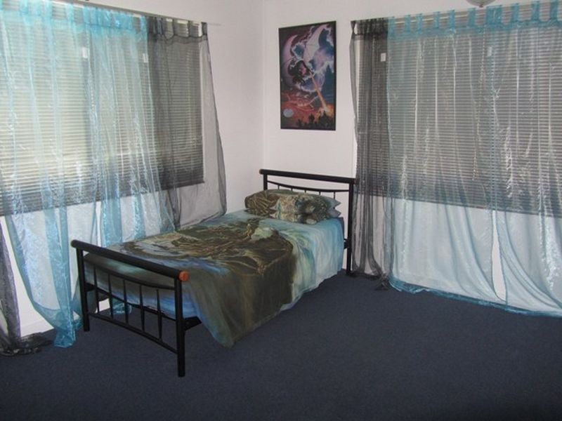 32 Shoal Point Road, Bucasia QLD 4750