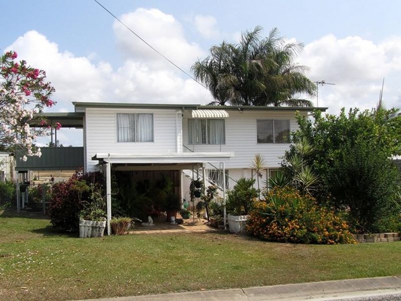 8 Salmon Avenue, Eimeo QLD 4740