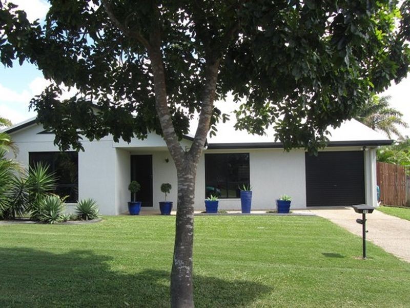 17 McHugh Street, Rural View QLD 4740
