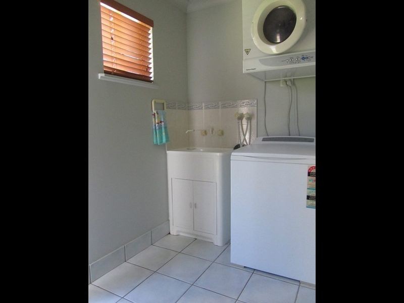 17 McHugh Street, Rural View QLD 4740