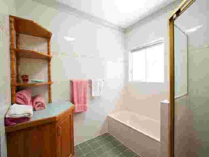 10 Volute Street, Shoal Point QLD 4750