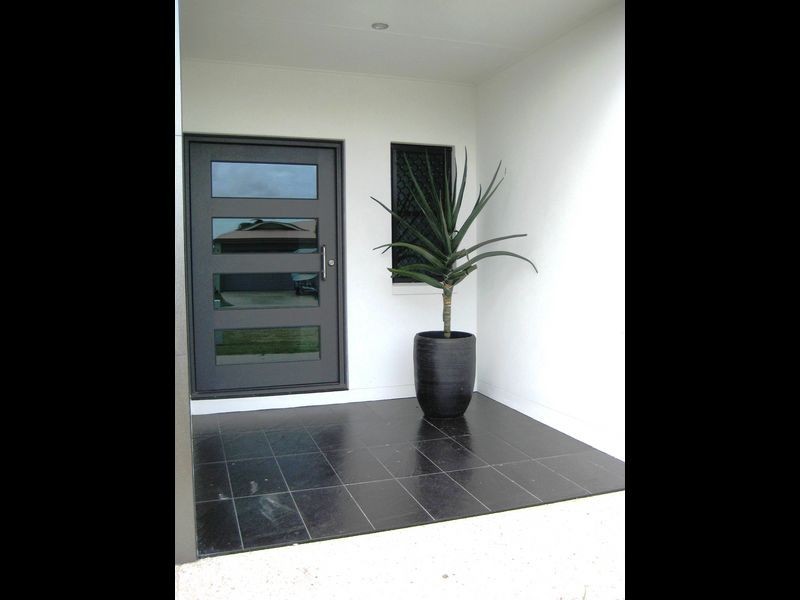 27 Portside Place, Shoal Point QLD 4750