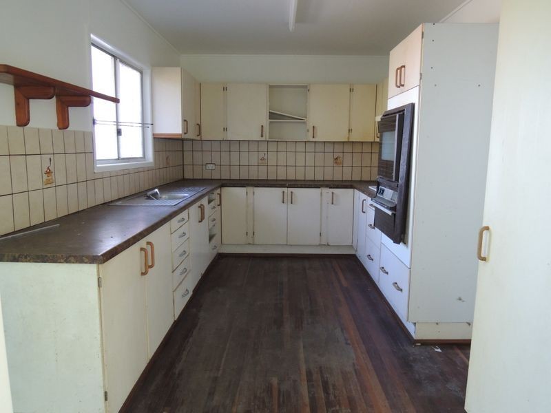 6 Keim Street, Rural View QLD 4740