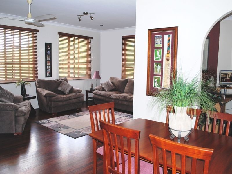 3 Trojan Court, Mount Pleasant QLD 4740