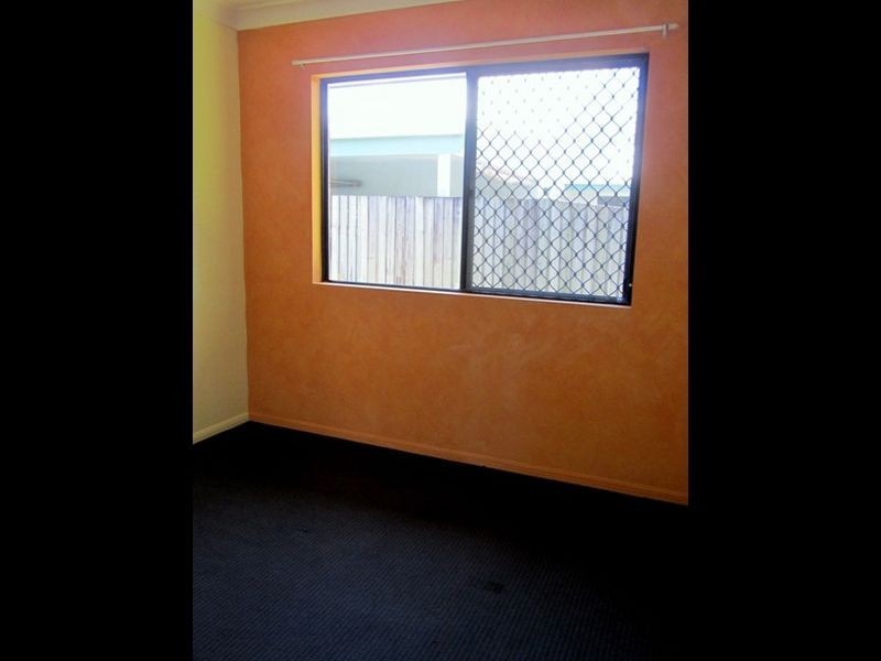 18 McHugh Street, Rural View QLD 4740