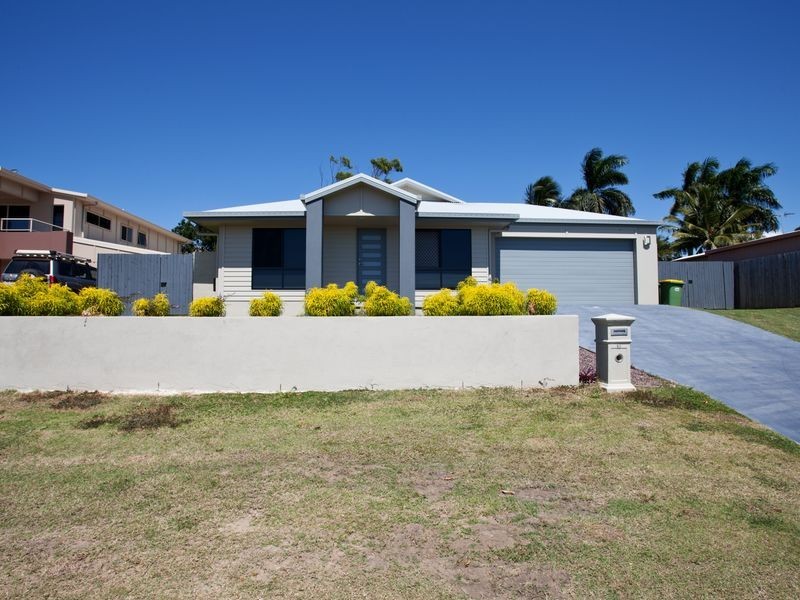 13 Helvellyn Street, Rural View QLD 4740
