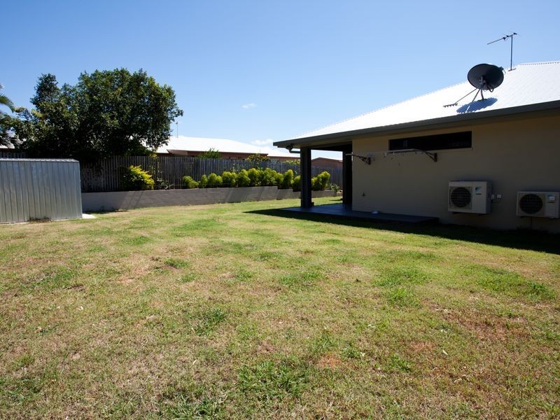 13 Helvellyn Street, Rural View QLD 4740