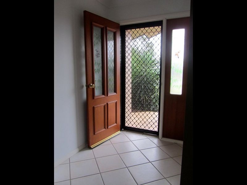 2 Mermaid Street, Shoal Point QLD 4750