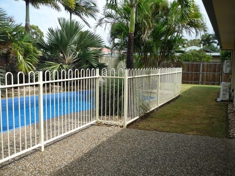 2 Mermaid Street, Shoal Point QLD 4750