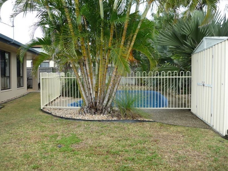 2 Mermaid Street, Shoal Point QLD 4750