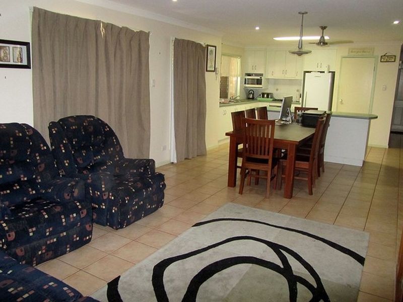 14 Nautilus Parade, Bucasia QLD 4750