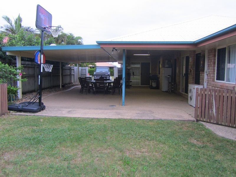 14 Nautilus Parade, Bucasia QLD 4750