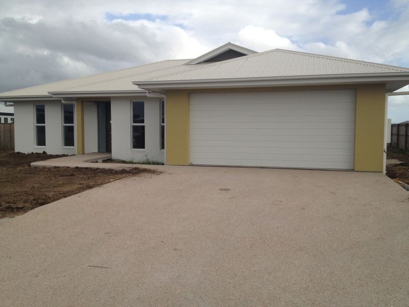 10 Hocking Crescent, Marian QLD 4753