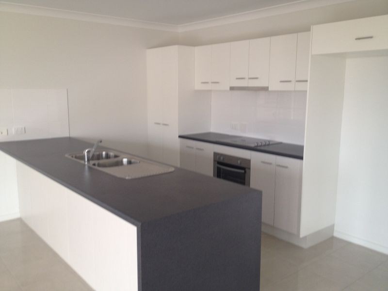 10 Hocking Crescent, Marian QLD 4753