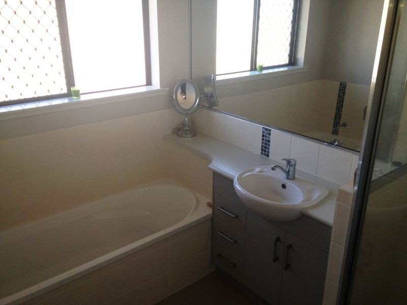 1 Hansen Court, Marian QLD 4753