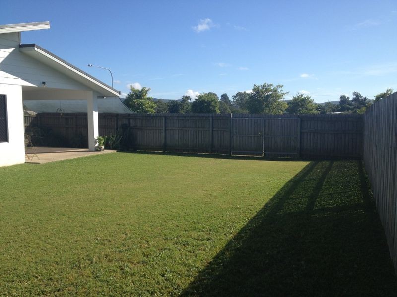 1 Hansen Court, Marian QLD 4753