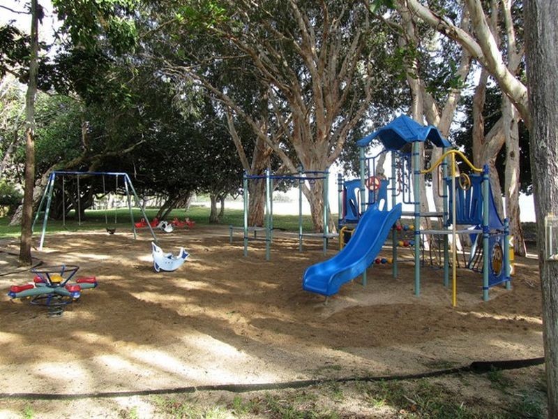 320 Shoal Point Road, Shoal Point QLD 4750