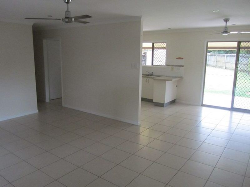 15 Elizabeth Drive, Bucasia QLD 4750