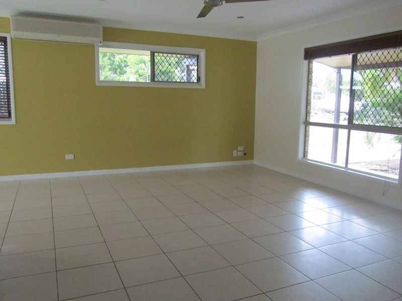 15 Elizabeth Drive, Bucasia QLD 4750