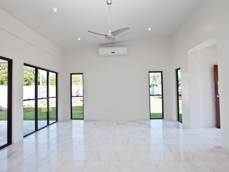 2 Turtle Place, Blacks Beach QLD 4740