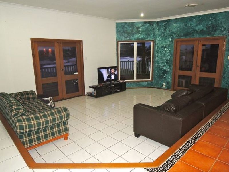 5 Cedar Court, Eimeo QLD 4740