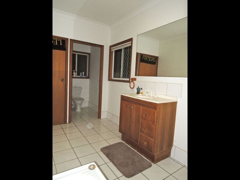 5 Cedar Court, Eimeo QLD 4740