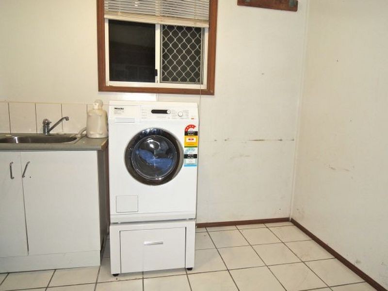 5 Cedar Court, Eimeo QLD 4740