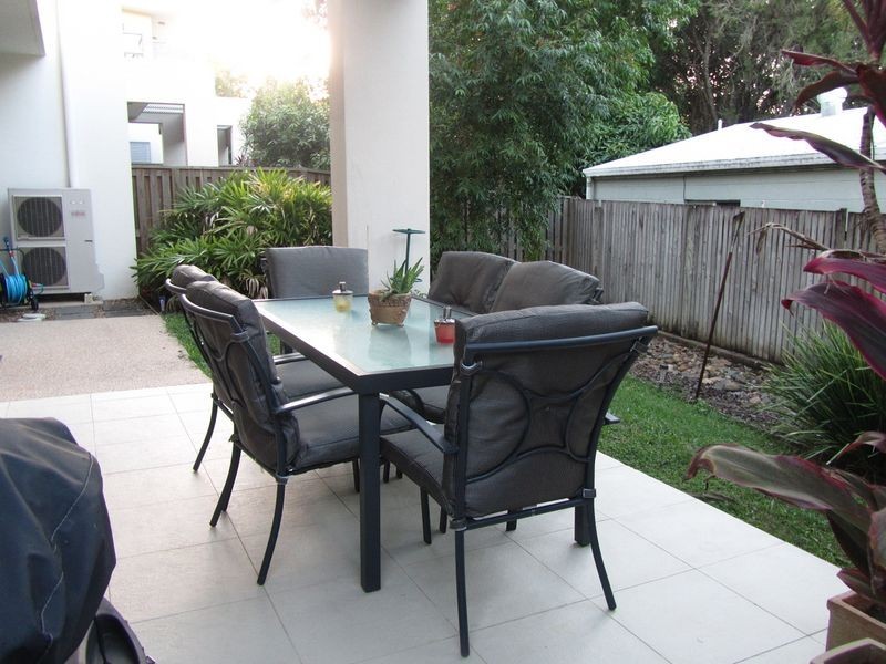 8/6-24 Belangason Way, Shoal Point QLD 4750