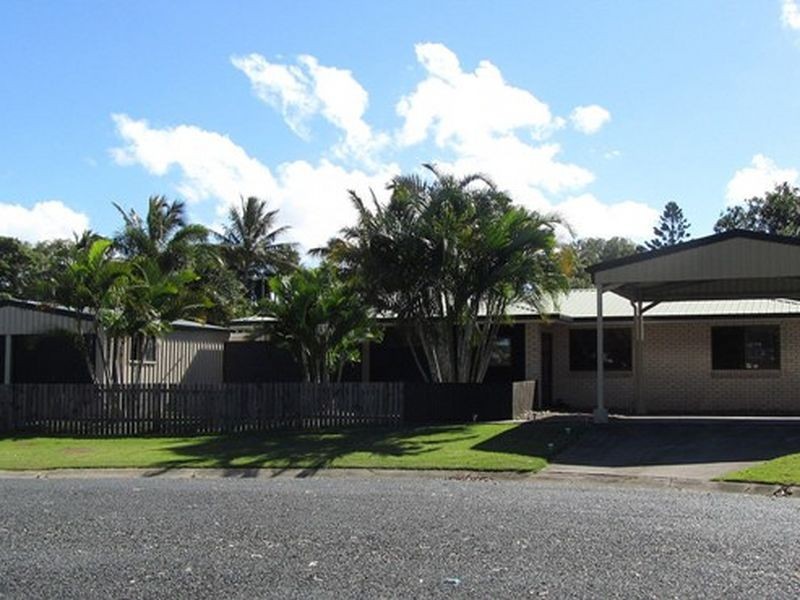 1 Lee Court, Bucasia QLD 4750
