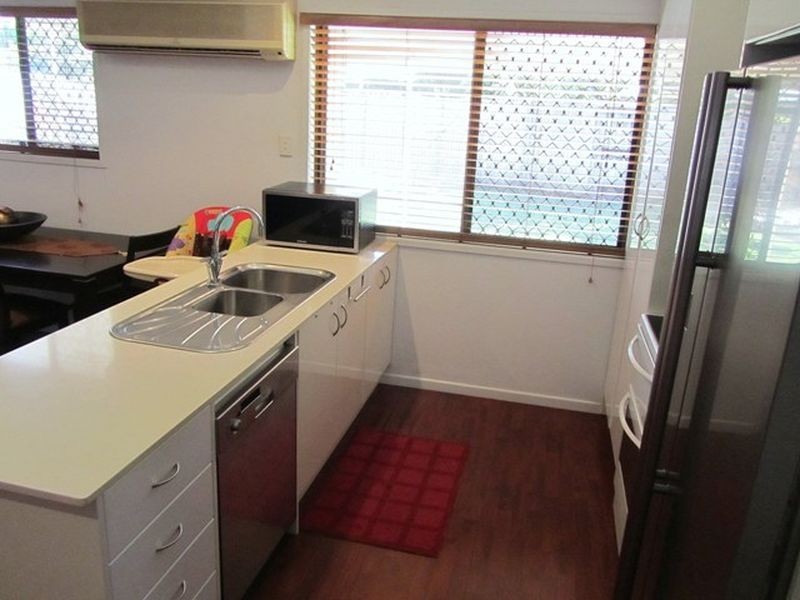 1 Lee Court, Bucasia QLD 4750