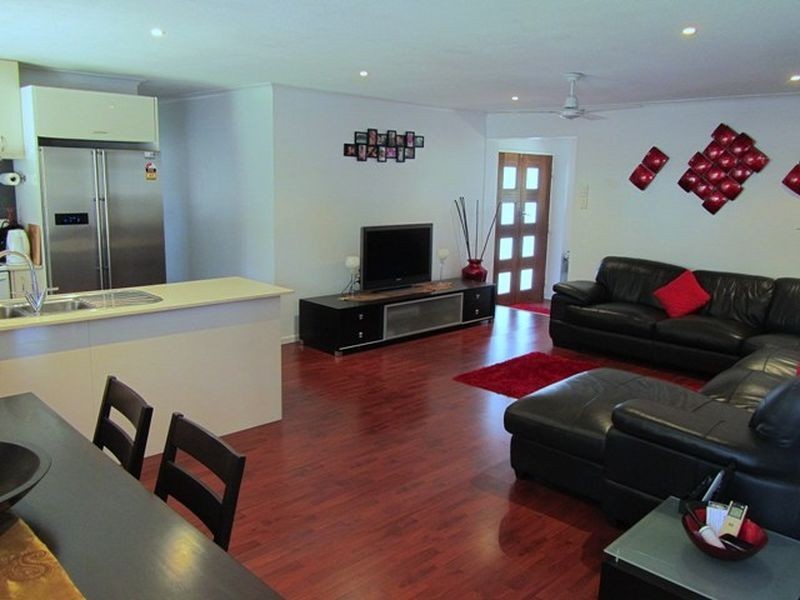 1 Lee Court, Bucasia QLD 4750