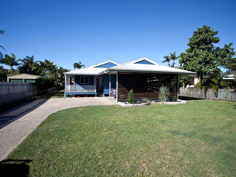 14A Old Shoal Point Road, Bucasia QLD 4750