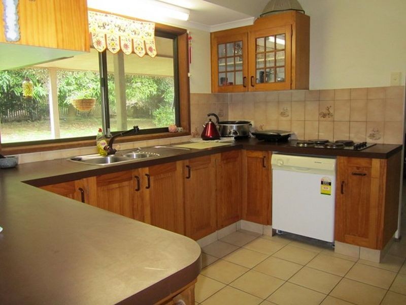 112 Shoal Point Road, Shoal Point QLD 4750