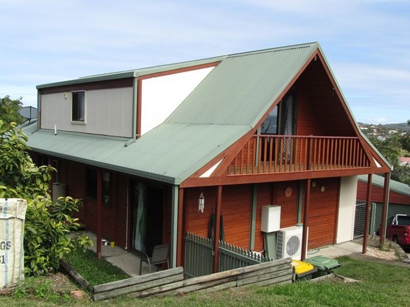 12 Hillcrest Street, Eimeo QLD 4740