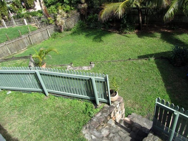 12 Hillcrest Street, Eimeo QLD 4740