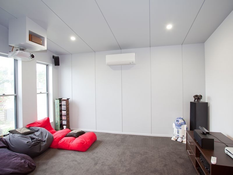 38 Montgomery Street, Rural View QLD 4740