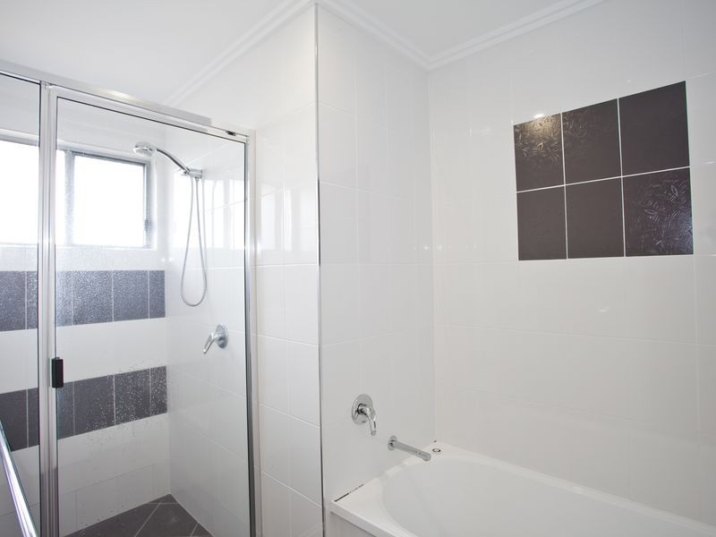 38 Montgomery Street, Rural View QLD 4740